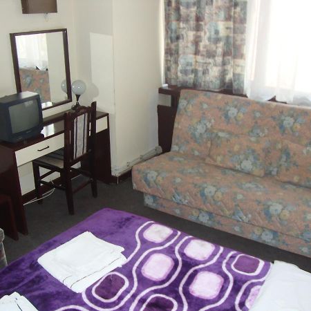 B&B Inex เนโกติน ภายนอก รูปภาพ